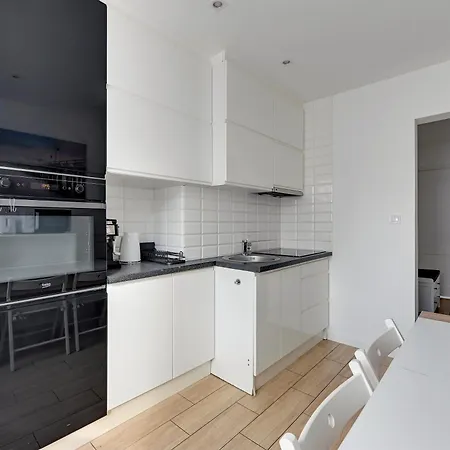 Apartment Old Town Siennicka By Renters